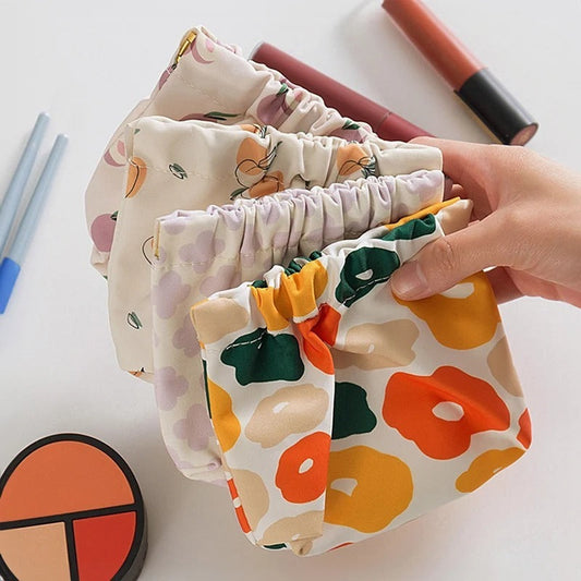 🎁 Cute Make Up Pouch (100% off)